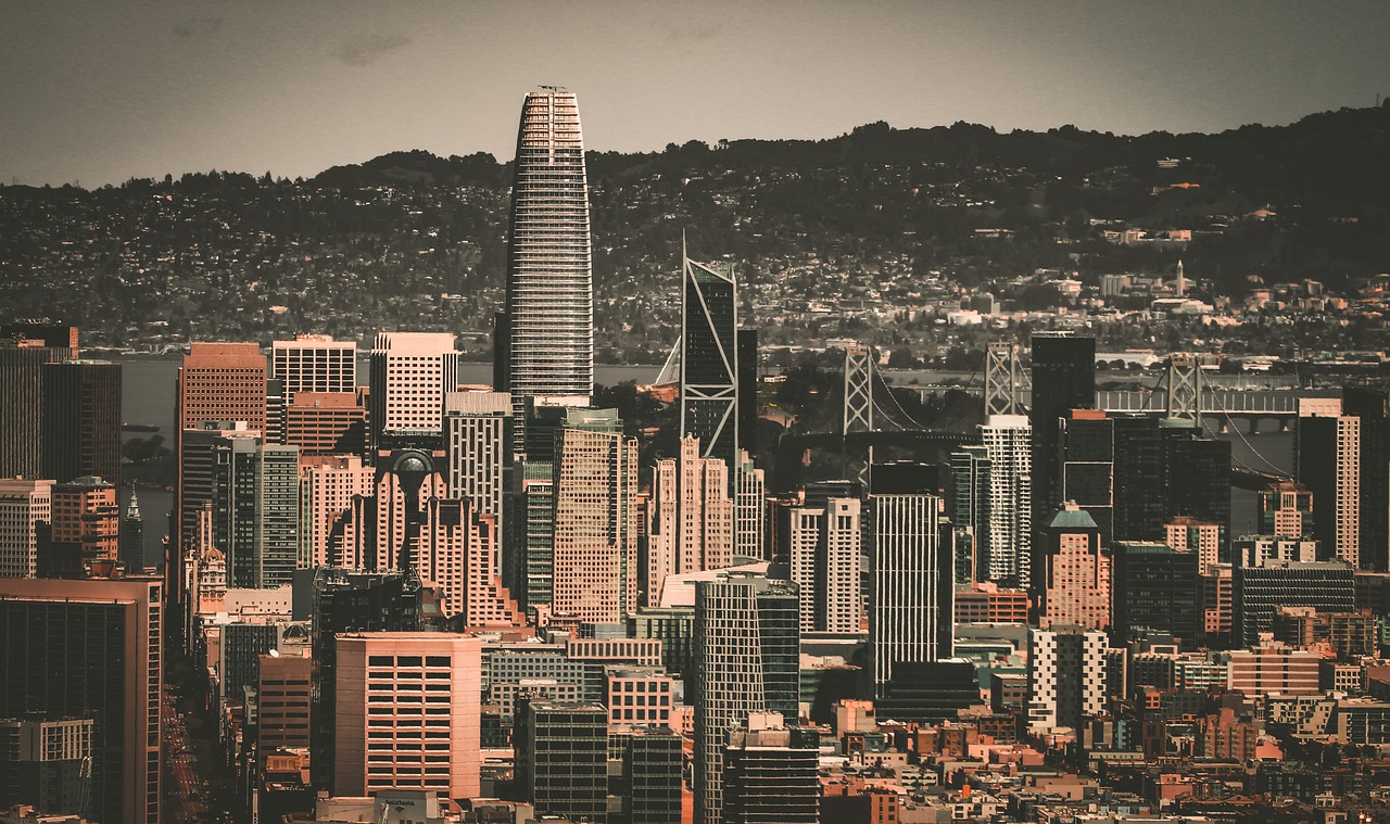 拭目以待 拭目以待